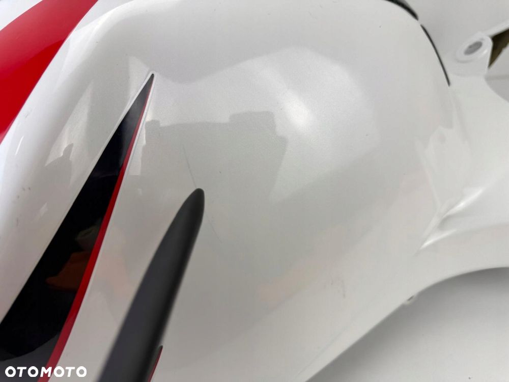 Nakładka zbiornika paliwa Honda CBR 1000RR SC57 B 2006-07 - 12