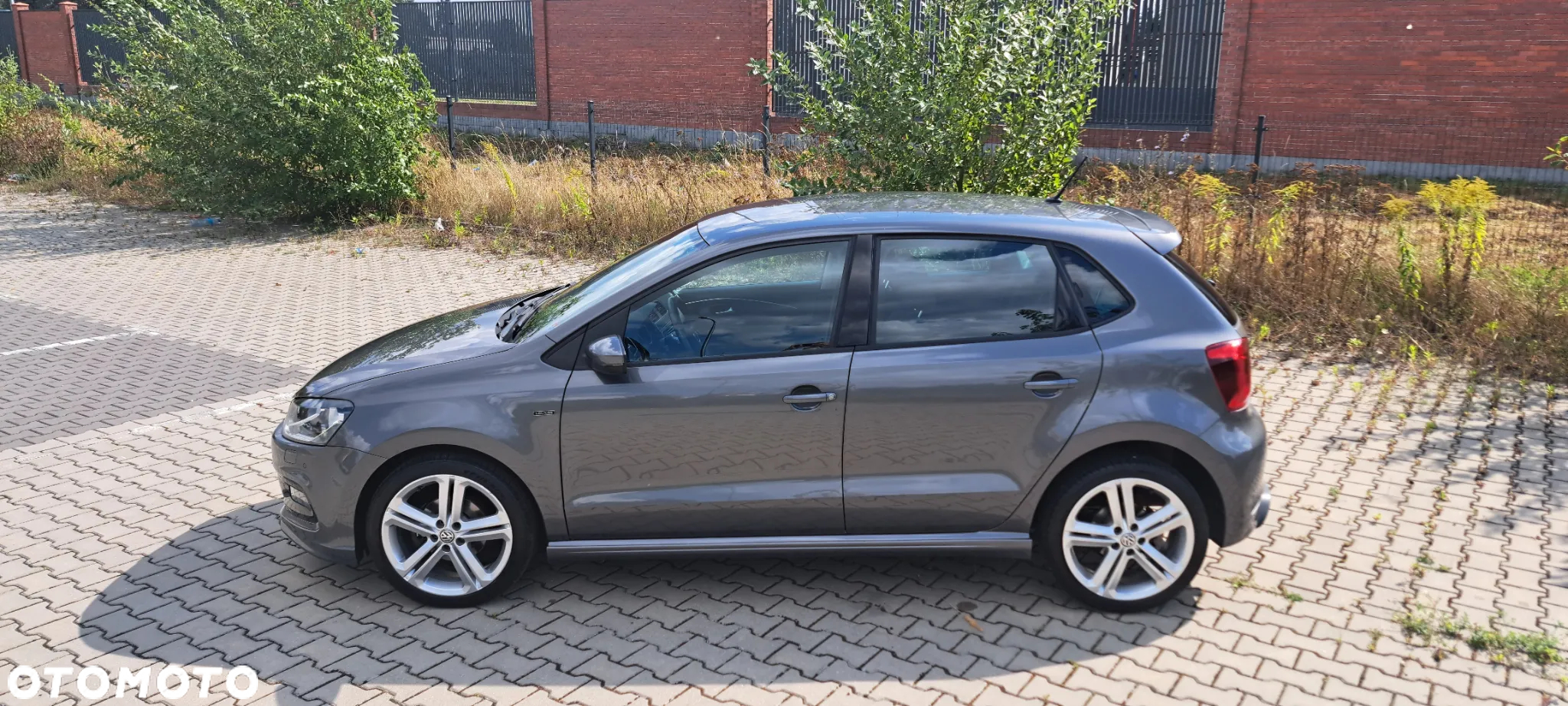 Volkswagen Polo 1.2 TSI Blue Motion Technology Lounge - 4