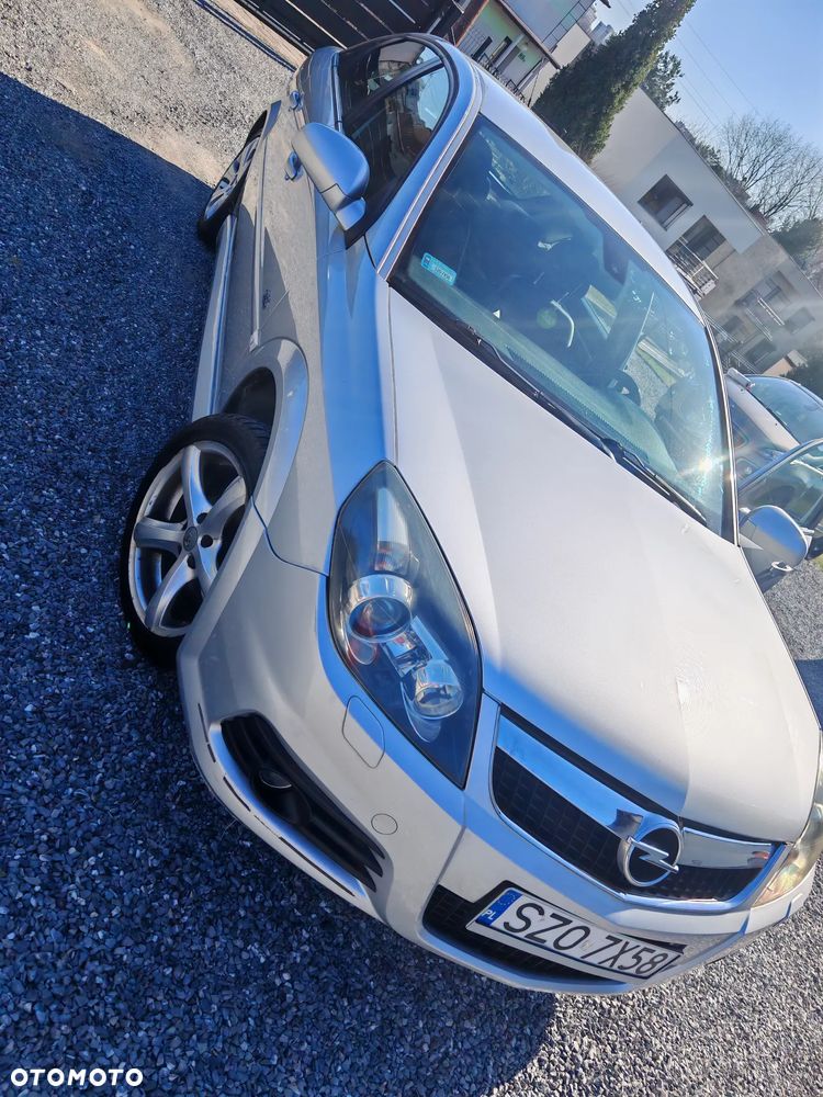 Opel Vectra 1.9 CDTI Sport / GTS - 13