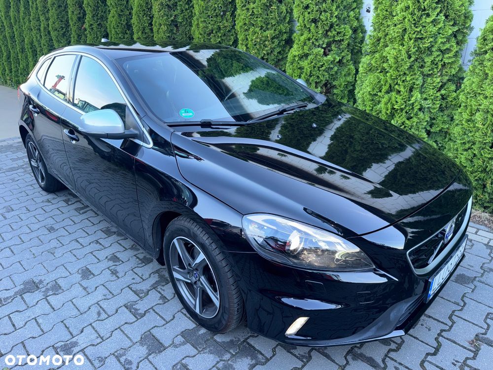Volvo V40 D2 Drive-E R-Design Momentum - 3