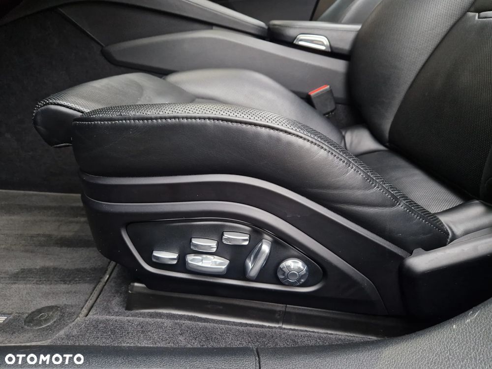 Porsche Panamera 4 - 18
