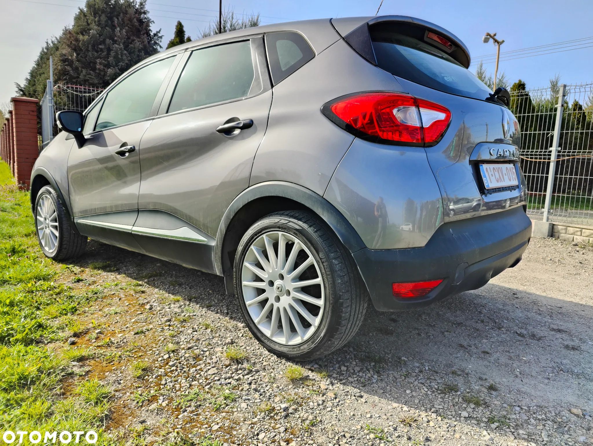 Renault Captur - 1