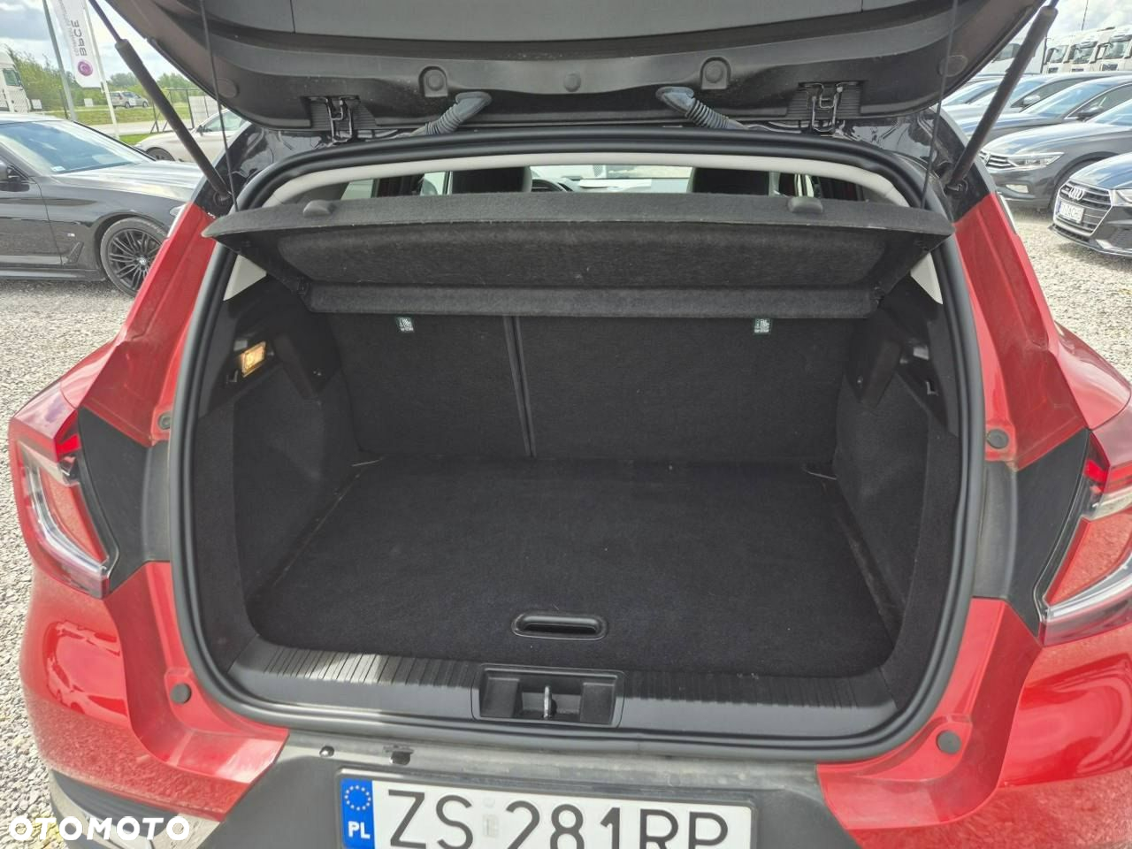 Renault Captur - 16