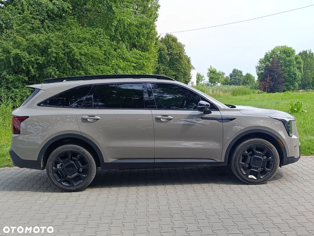 Kia Sorento - 4
