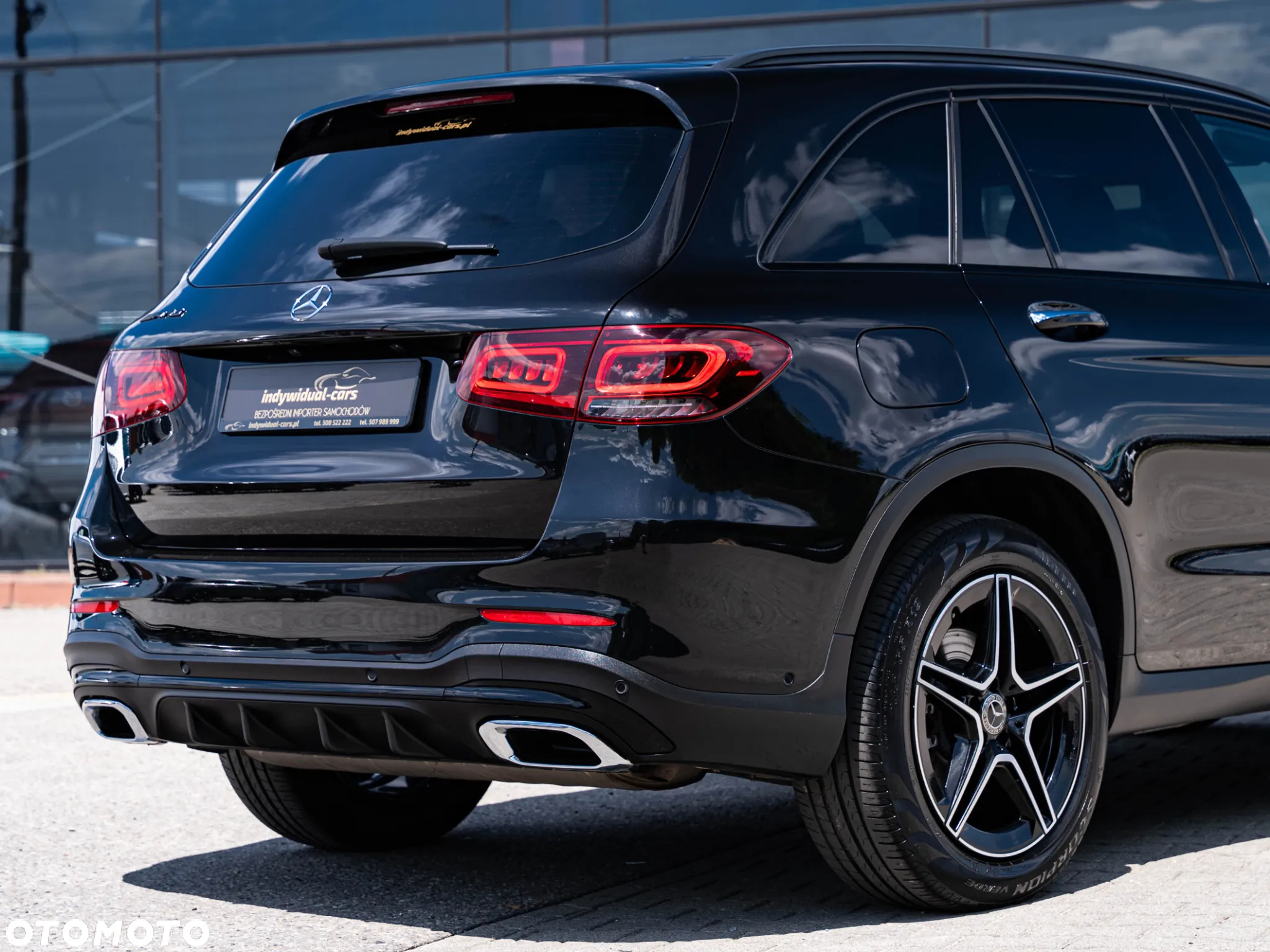 Mercedes-Benz GLC 200 4Matic 9G-TRONIC AMG Line Plus - 14