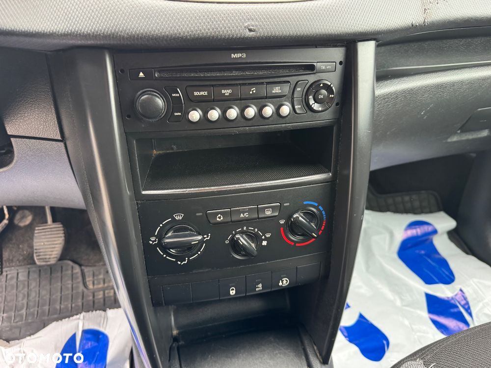 Peugeot 207 1.4 HDi Trendy - 12