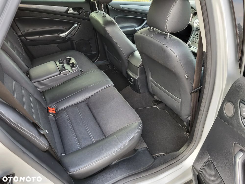 Ford Mondeo 2.0 TDCi Champions Edition - 18