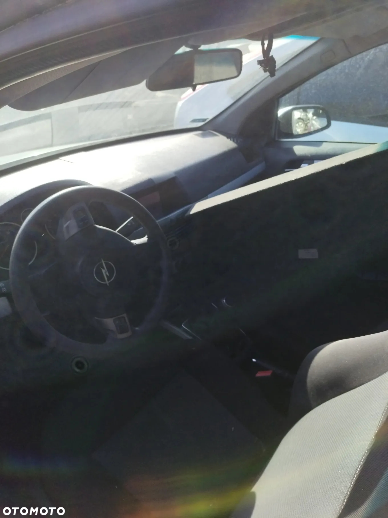 Opel Astra H Hatchback i Kombi na części - 4