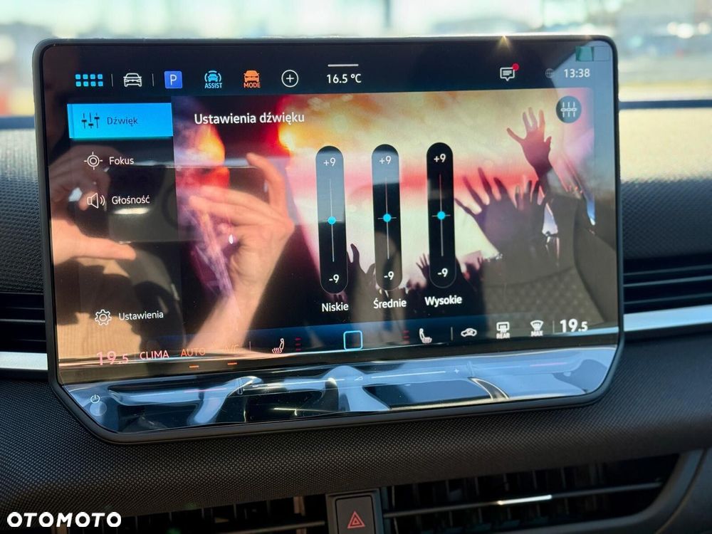 Volkswagen T-Roc - 21