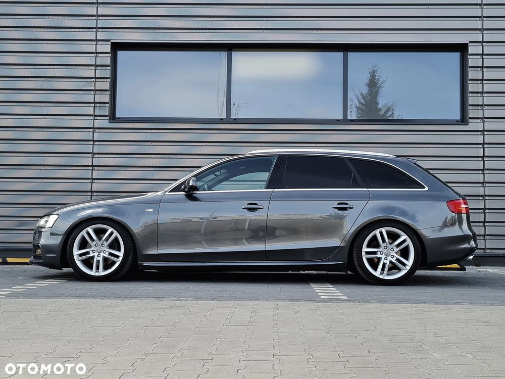 Audi A4 Avant 2.0 TDI DPF quattro S tronic S line Sportpaket - 13