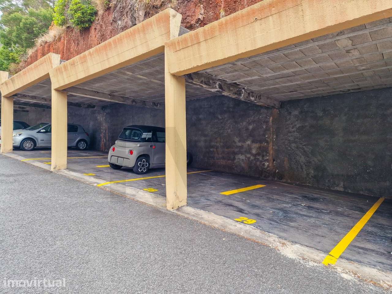Lugar de Estacionamento para Venda | S. Gonçalo - Grande imagem: 3/16