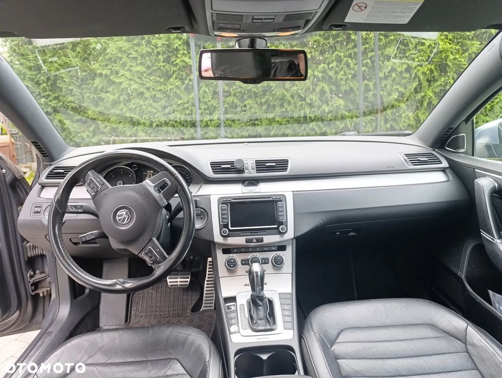 Volkswagen Passat 2.0 TDI Highline DSG - 9