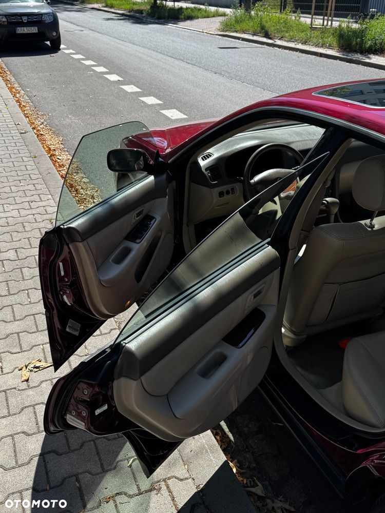 Lexus ES - 31
