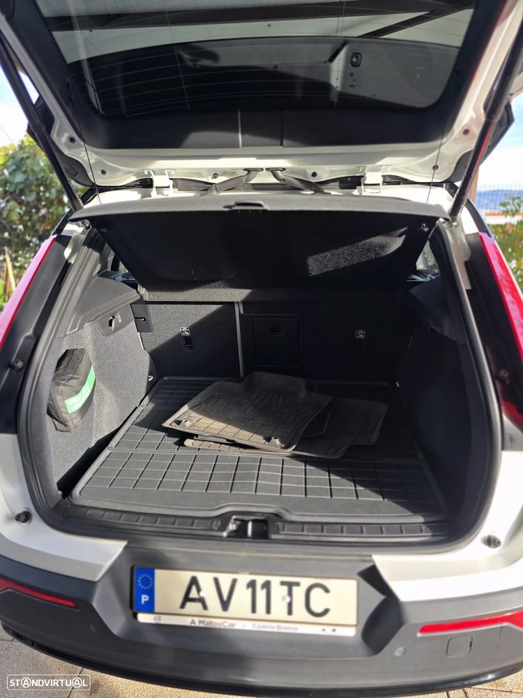 Volvo XC 40 Recharge Ultimate - 9