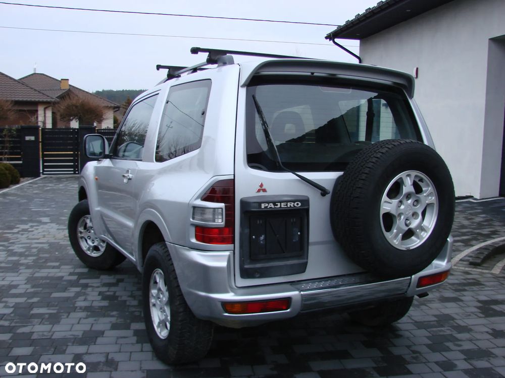 Mitsubishi Pajero 2.5 TD Classic - 14