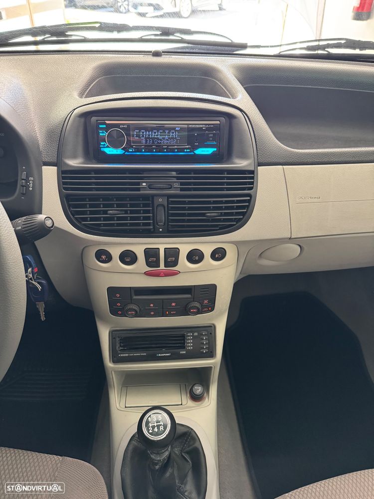 Fiat Punto 90 Emotion - 14
