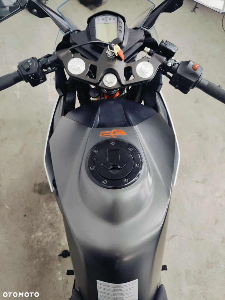 KTM RC 390 - 15