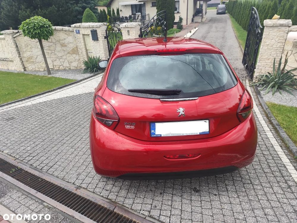 Peugeot 208 - 9