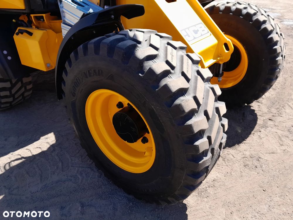 JCB 409 - 17
