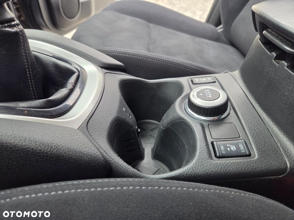 Nissan X-Trail - 18