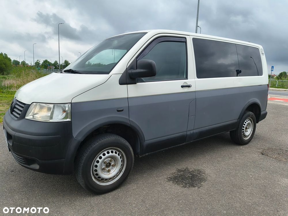 Volkswagen Caravela - 11