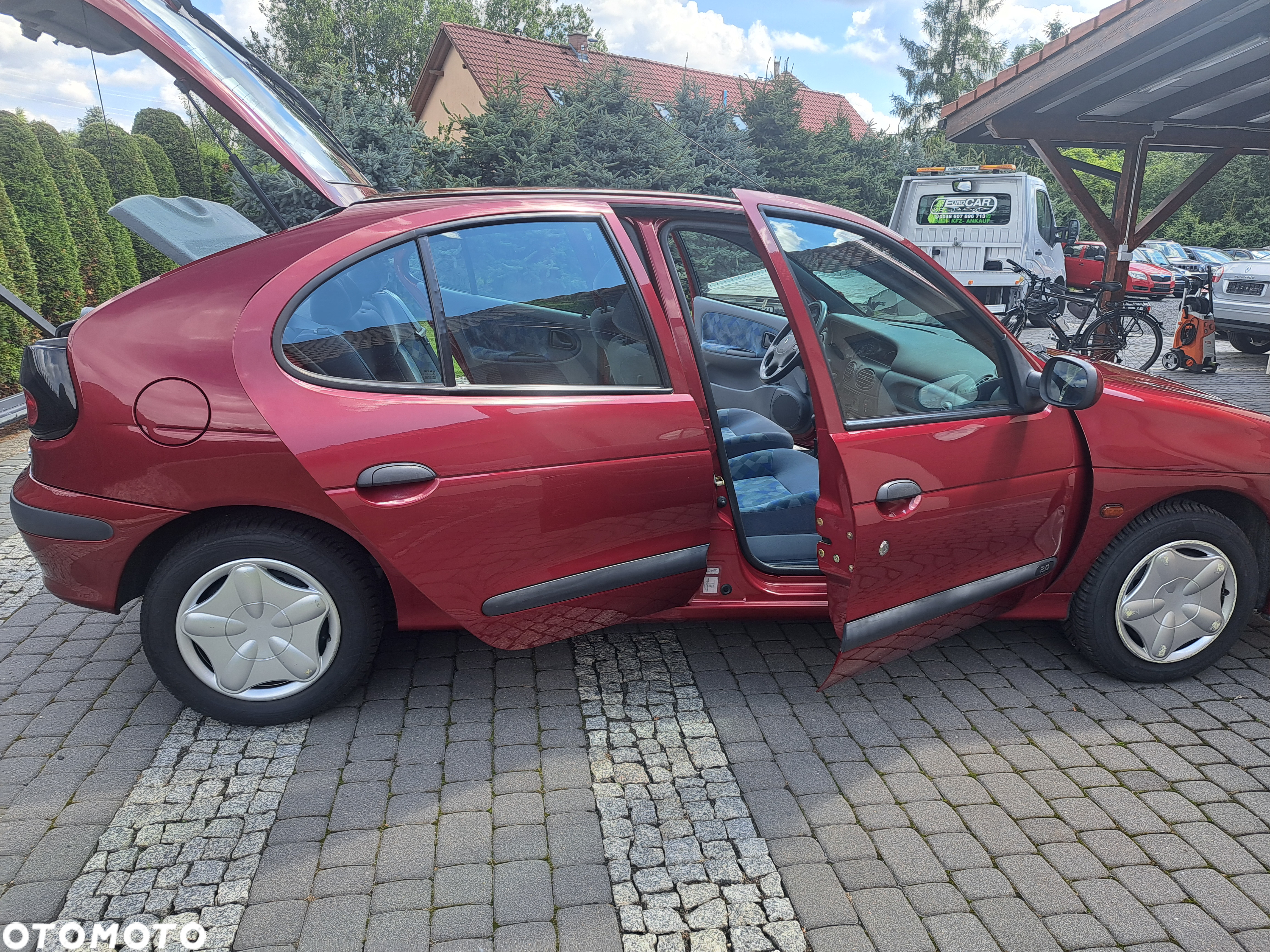Renault Megane 2.0 RT - 21