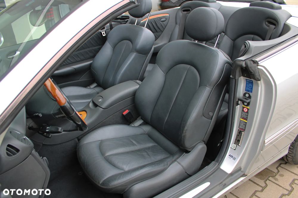 Mercedes-Benz CLK 320 Elegance - 17