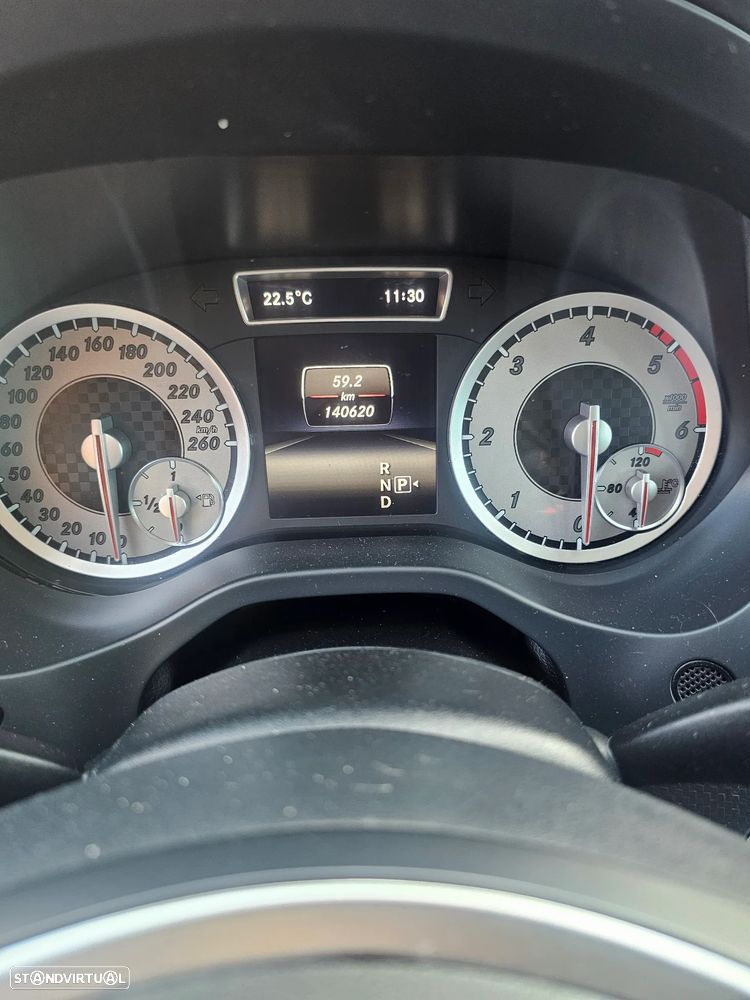 Mercedes-Benz A 200 CDI 7G-DCT Urban - 12