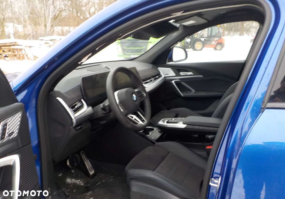 BMW X2 - 24