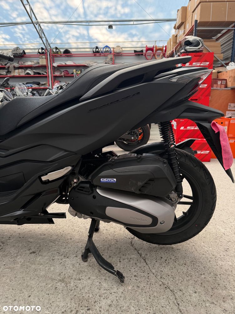 Honda NSS - 12