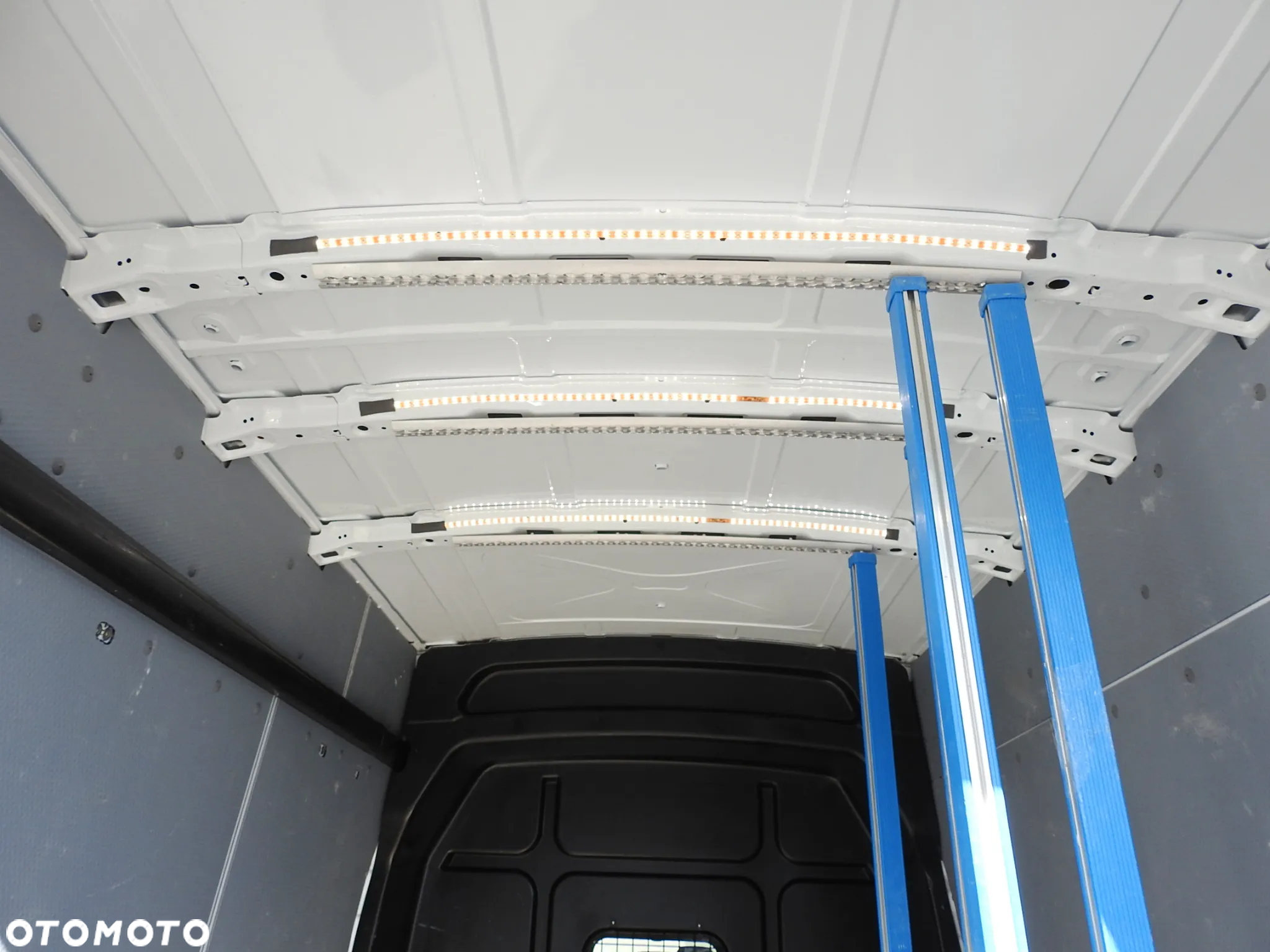 Ford TRANSIT  FURGON BRYGADÓWKA 6 MIEJSC TEMPOMAT NAWIGACJA LEDY KLIMATYZACJA 130KM [ D87143 ] - 21