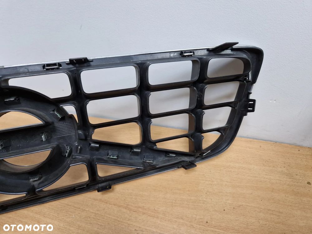 VOLVO V70 III 3 GRILL GRIL ATRAPA CHŁODNICY 07-13 - 7