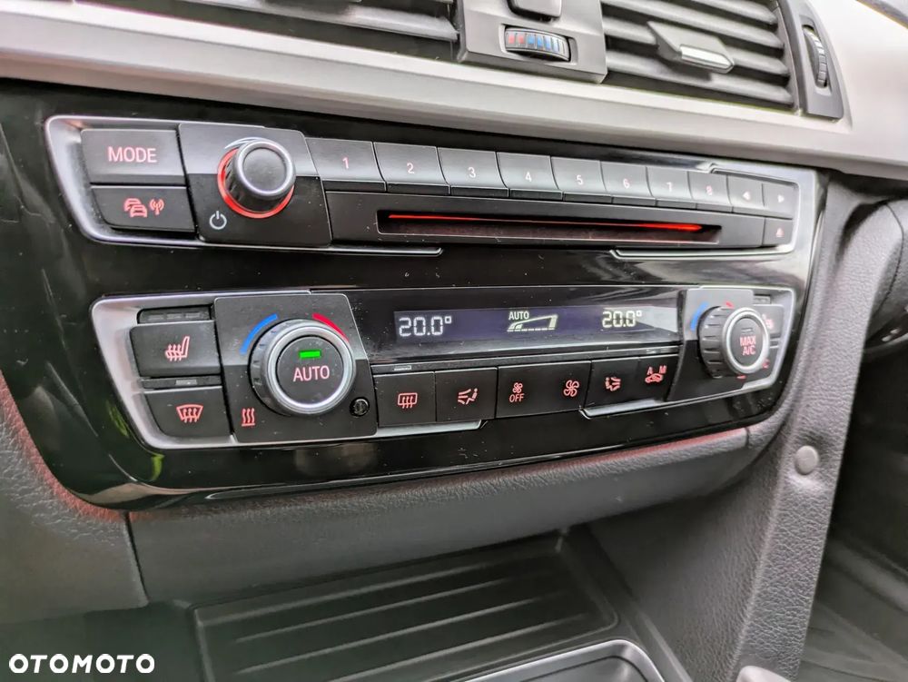 BMW Seria 3 318d - 40