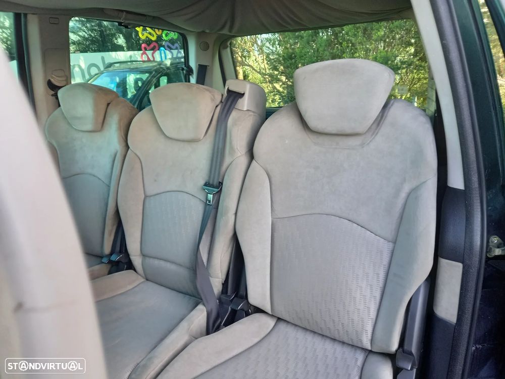 Peugeot 807 2.0 HDi Navteq - 22
