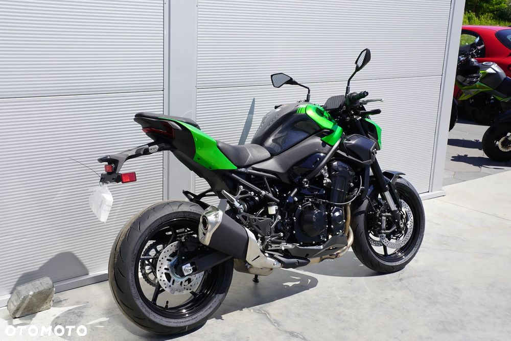 Kawasaki Z 900 - 29