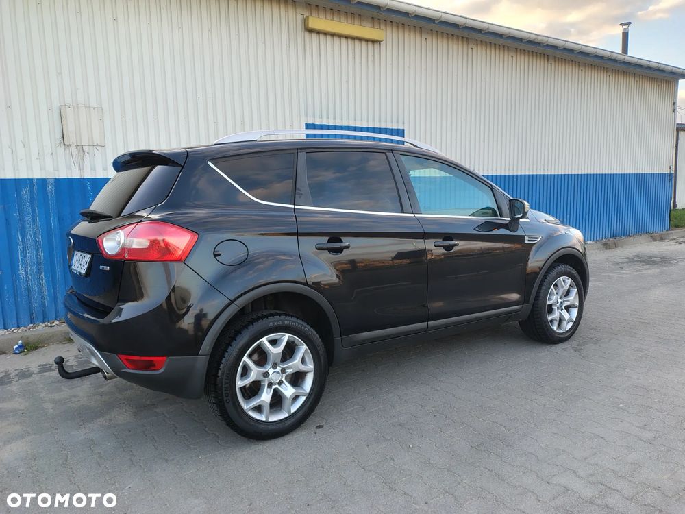 Ford Kuga 2.0 TDCi 2x4 Titanium - 2