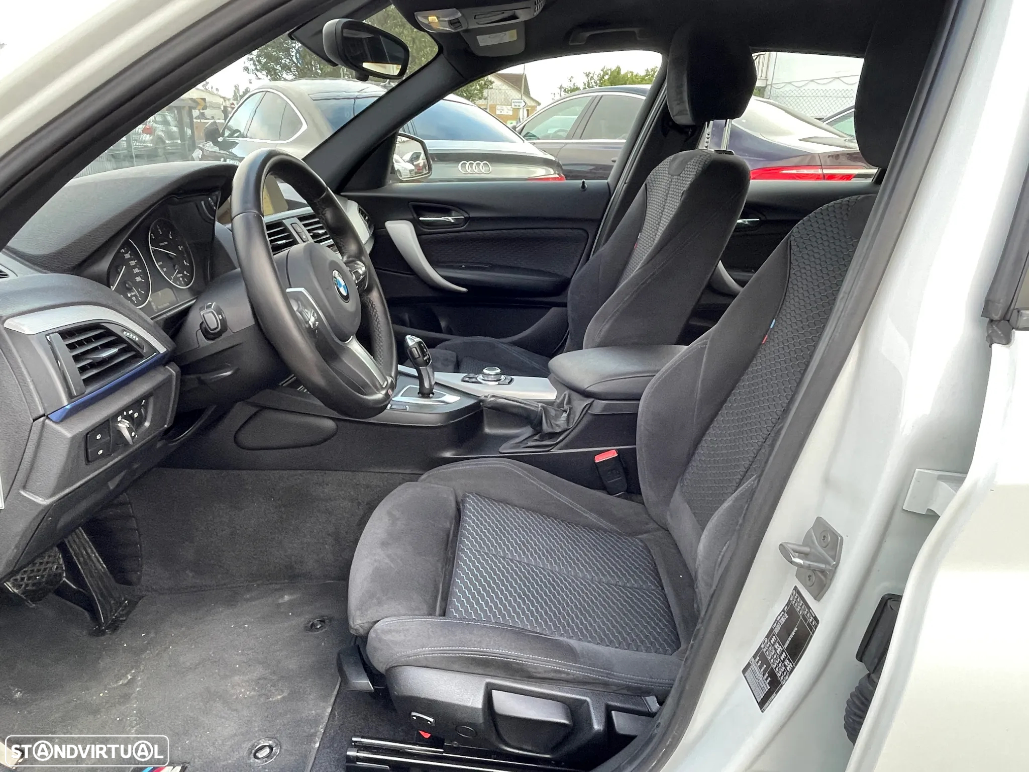 BMW 116 d Pack M Auto - 10