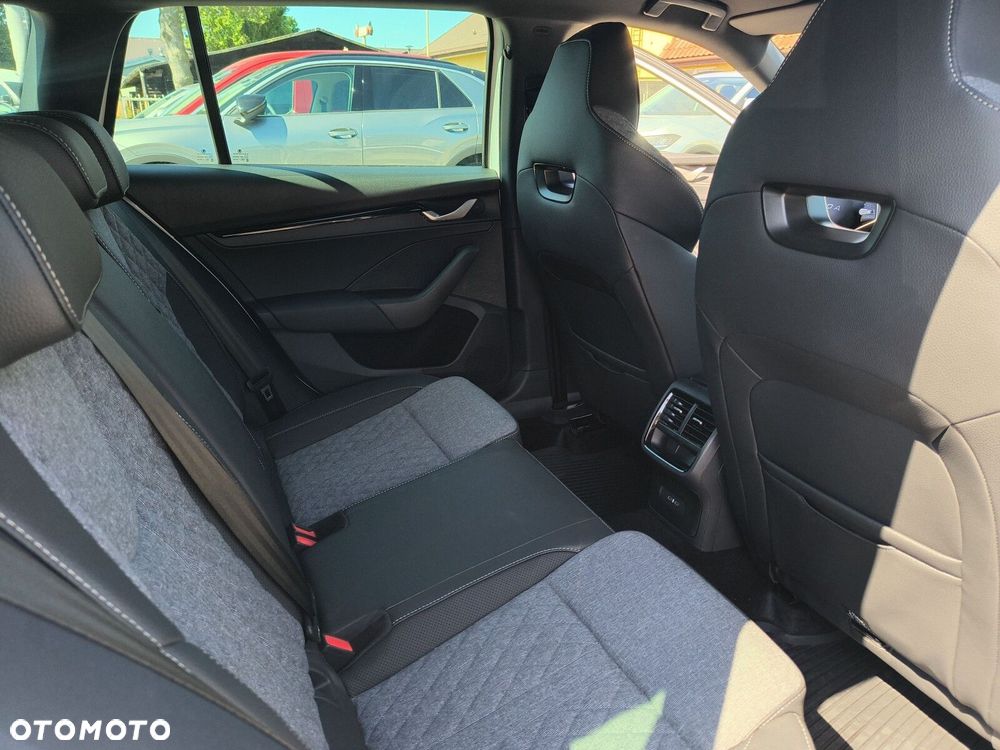 Skoda Octavia 1.5 TSI mHEV Sportline DSG - 35