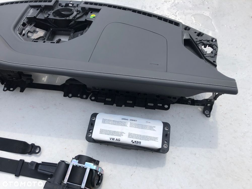 PORSCHE CARRERA 911 991 992 996 997 DESKA KONSOLA KOKPIT PULPIT PÓŁKA PARAPET PODUSZKI PODUSZKA KURTYNA FOTELA W FOTEL  DASHBOARD SEATBELTS AIRBAG KIEROWCY PASAŻERA KOLAN KOLANOWE KOLANO PASY PAS KAPOTAŻ naprawa regeneracja SZARA !!!!!! - 12