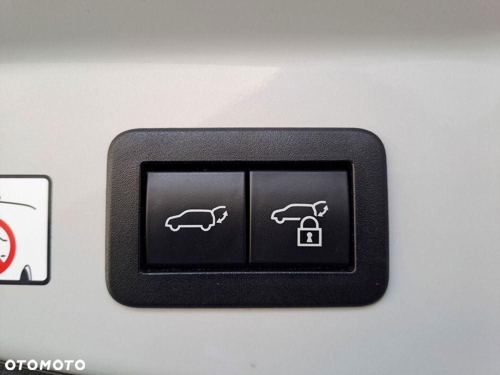 Toyota C-HR 2.0 PHEV Dynamic Force GR Sport - 31