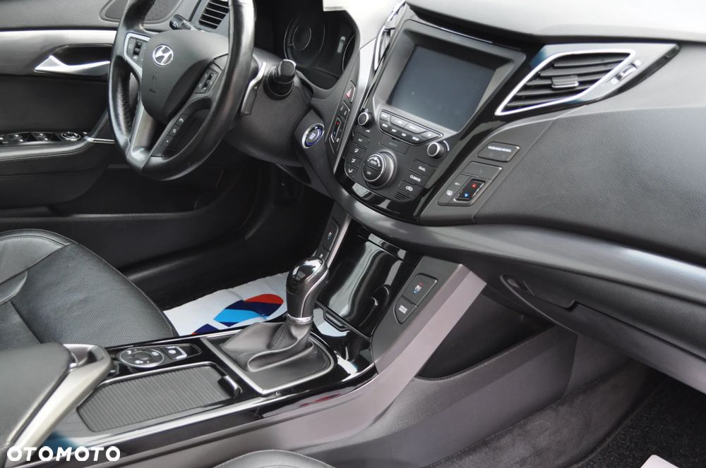 Hyundai i40 Kombi blue 1.6 CRDi DCT Space Plus - 38
