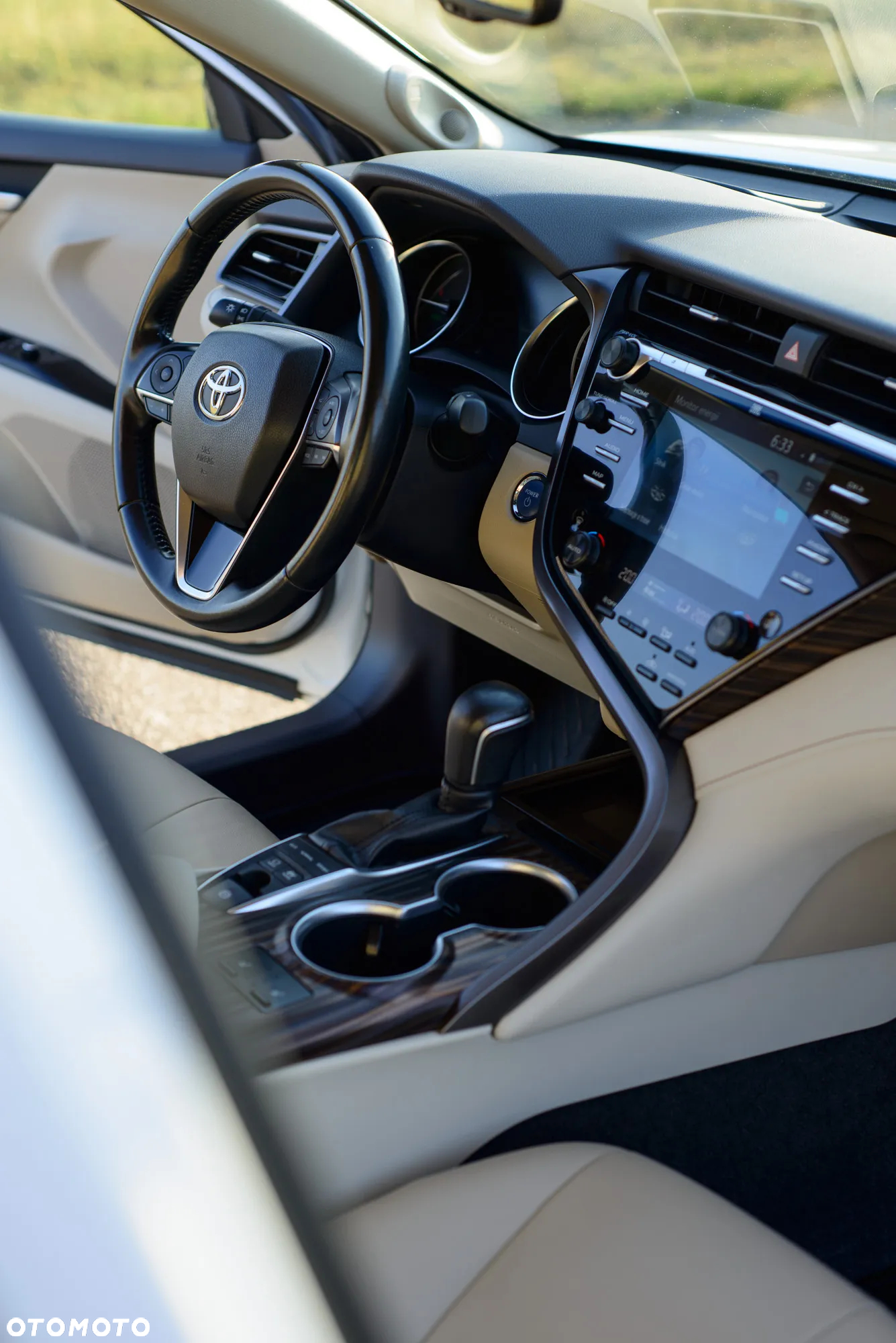 Toyota Camry 2.5 Hybrid Executive CVT - 20