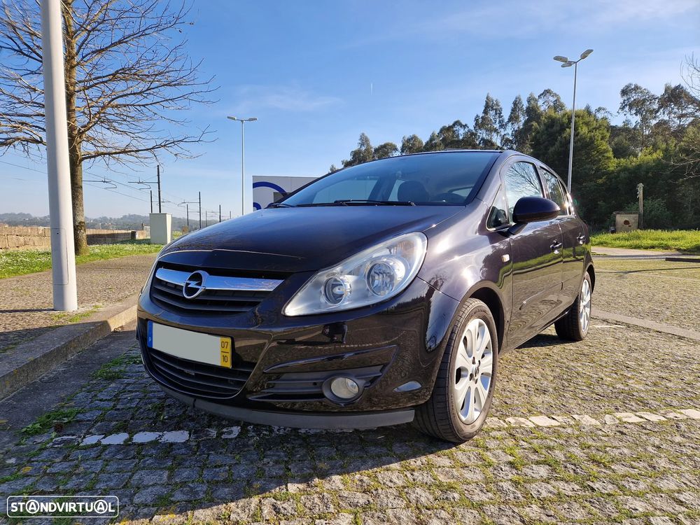 Opel Corsa 1.3 CDTi Enjoy - 1