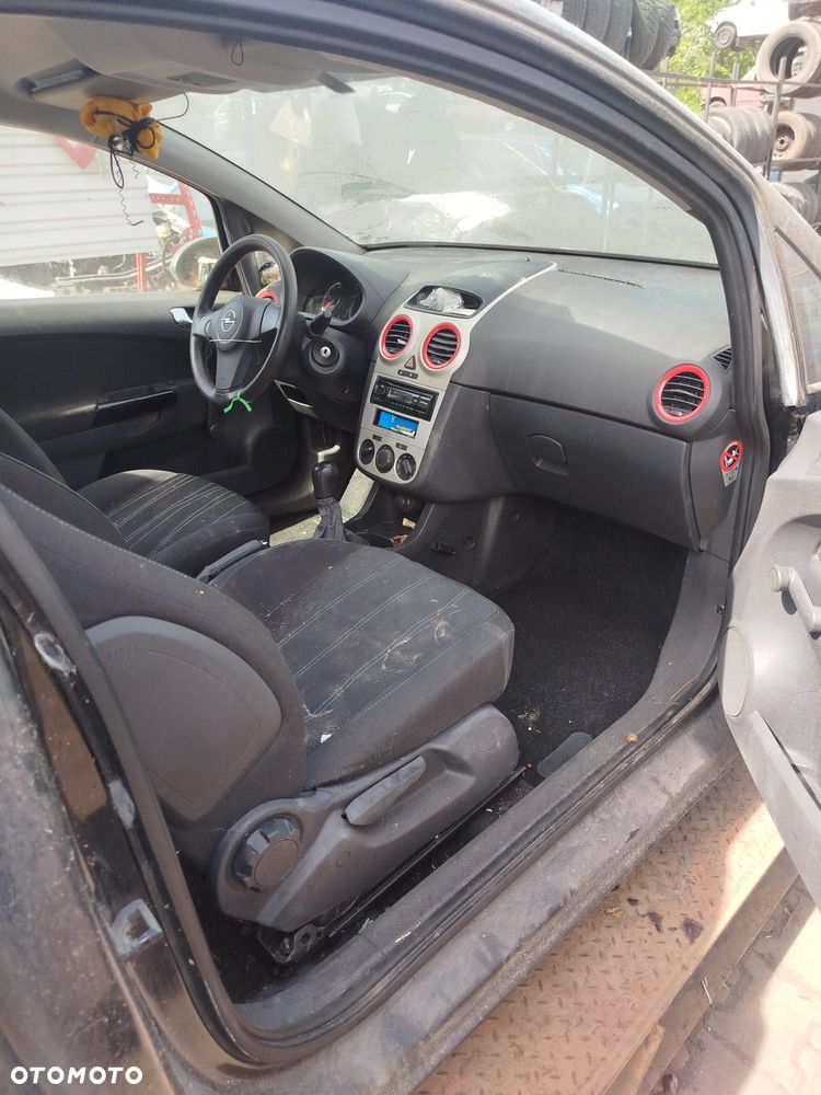 Opel Corsa D na części. - 4