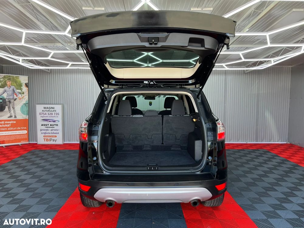 Ford Kuga - 21