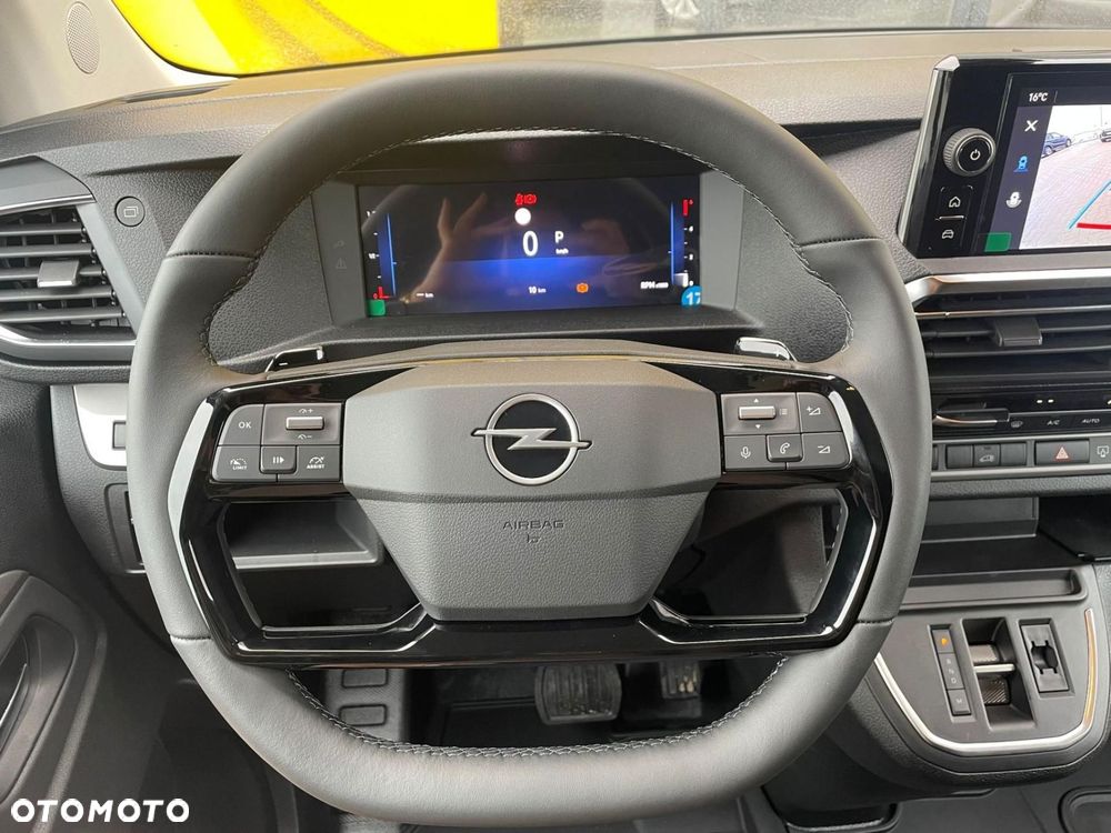 Opel Vivaro - 11