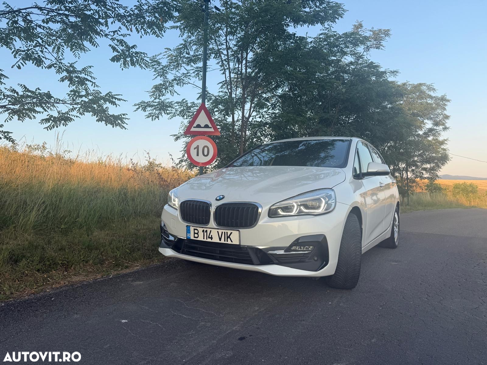 BMW Seria 2 218d xDrive AT - 3