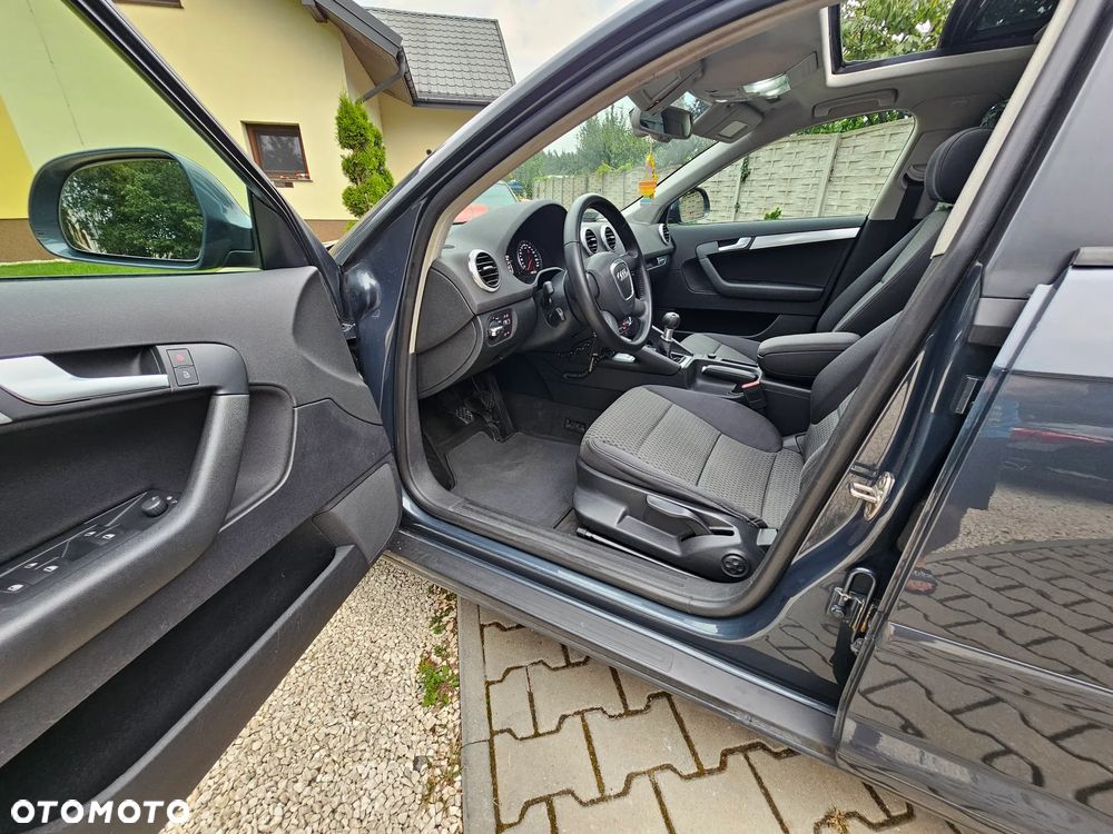 Audi A3 Sportback 1.8 TFSI Quattro Attraction - 12