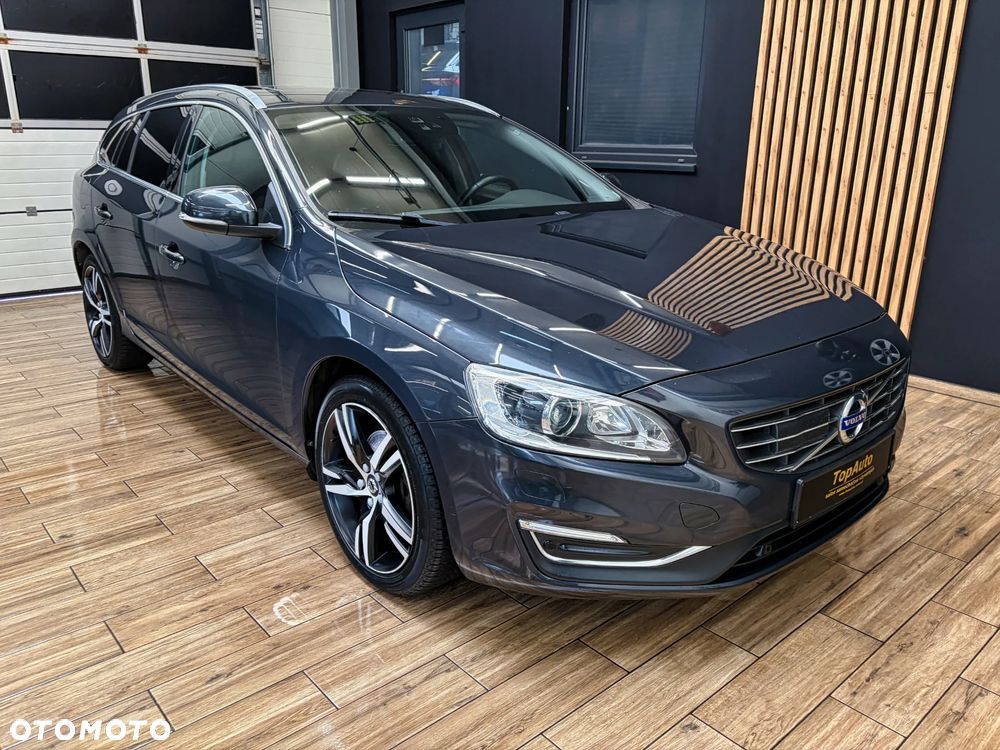 Volvo V60 D4 Geartronic Momentum - 4