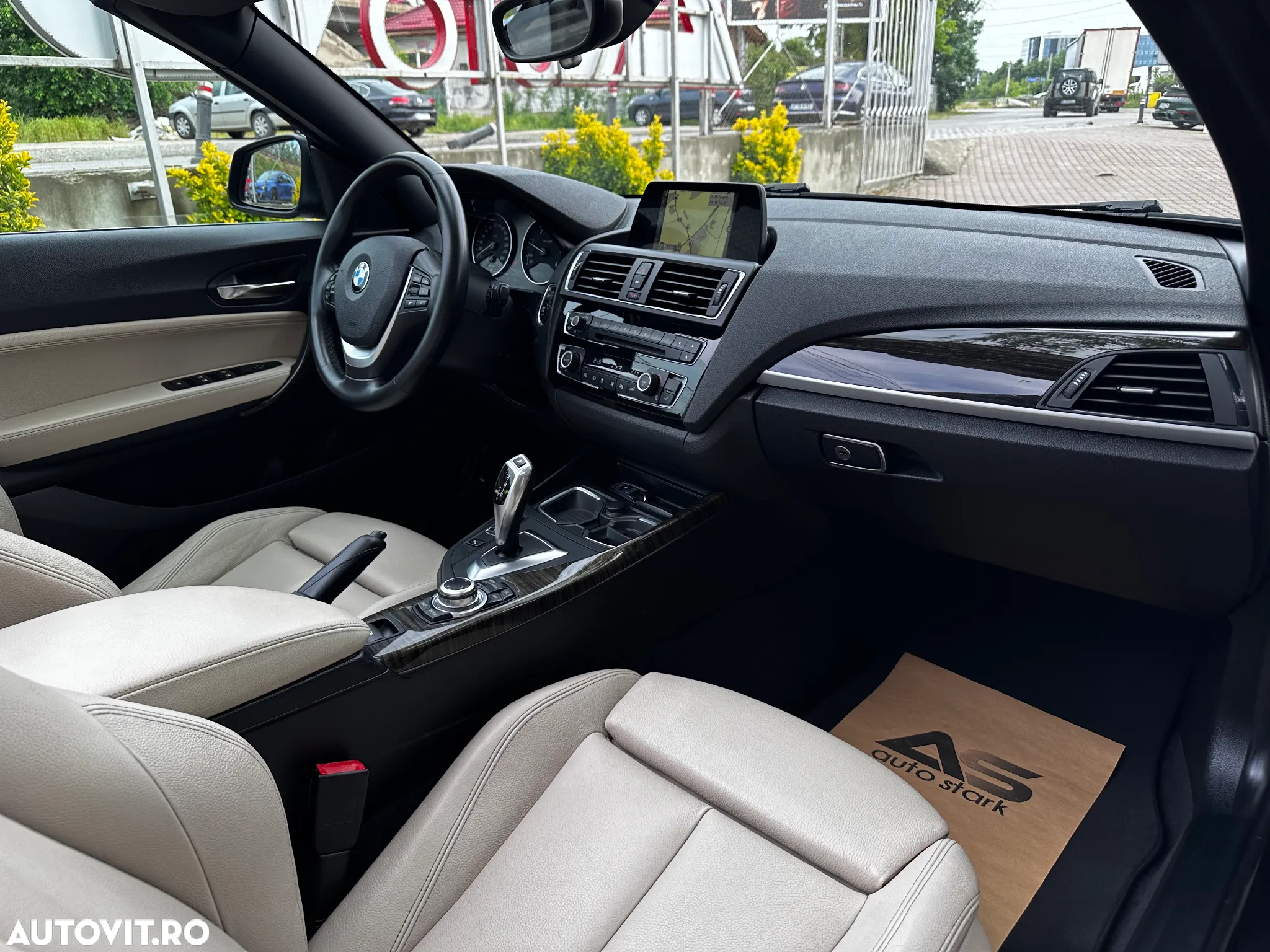 BMW Seria 2 220d Cabrio Aut. Luxury Line - 4
